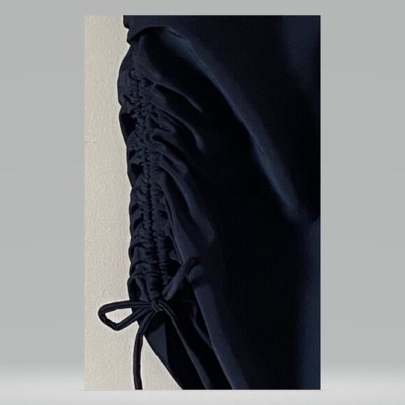 Black V-Neck Tankini Set (with adjustable draw-string sides) - Picture 5 of 5